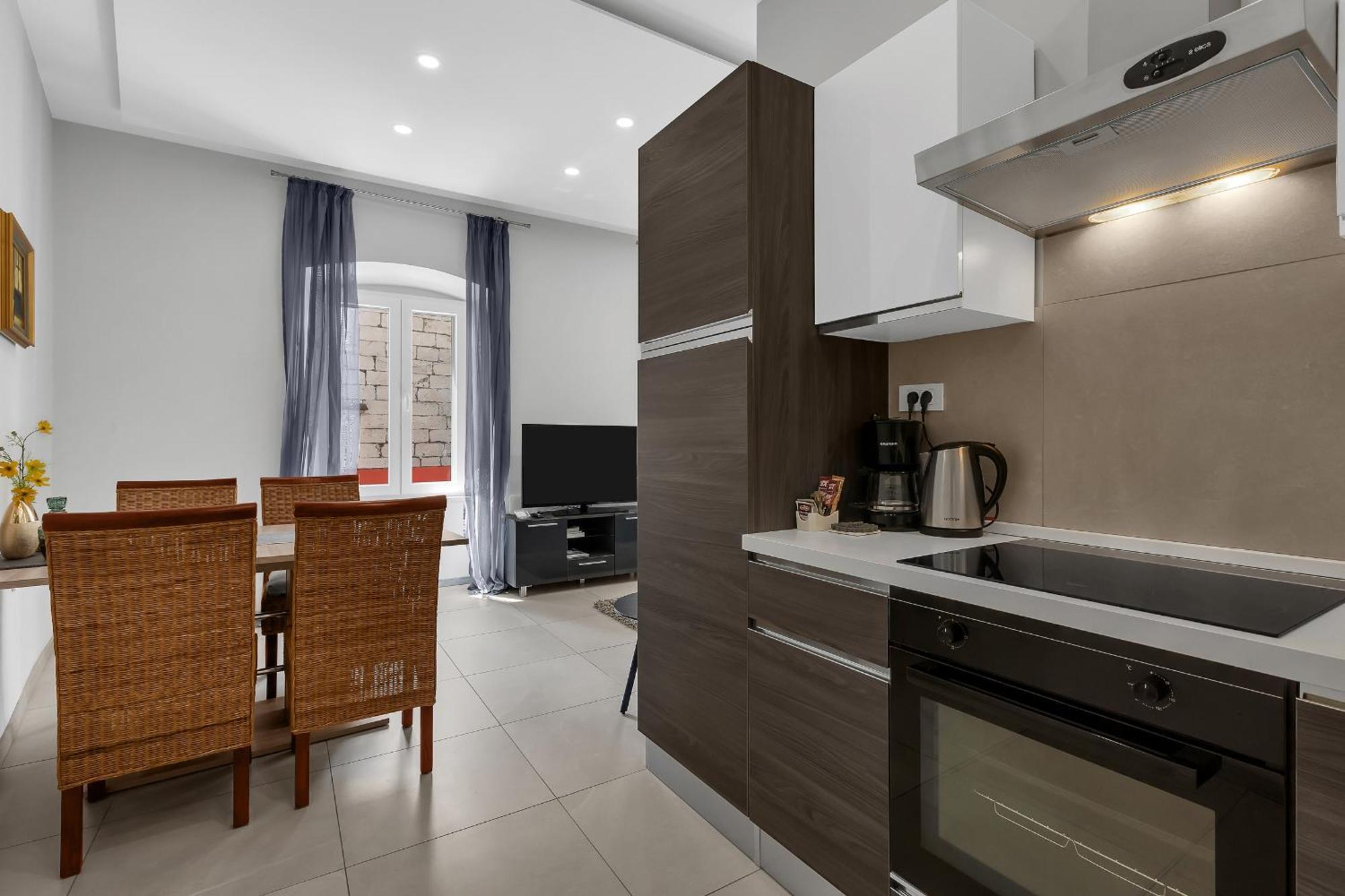 City Center Apartment Dvor Kalalarga Makarska Eksteriør bilde