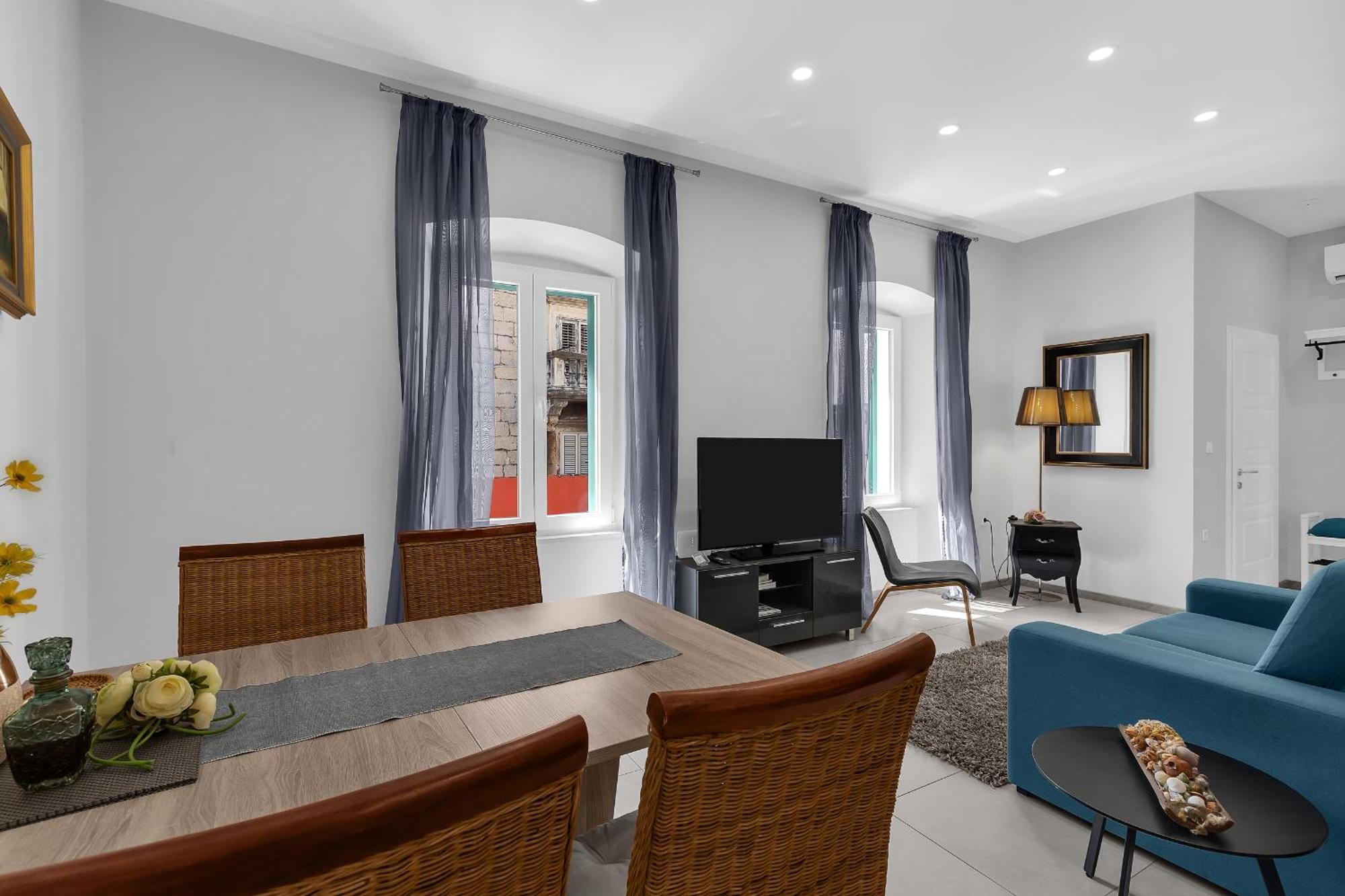 City Center Apartment Dvor Kalalarga Makarska Eksteriør bilde
